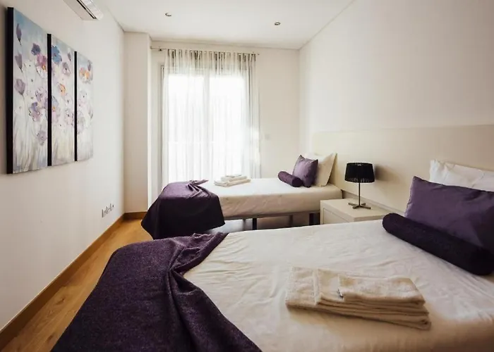 Apartment Modern * 2 Bedrooms * Pool *