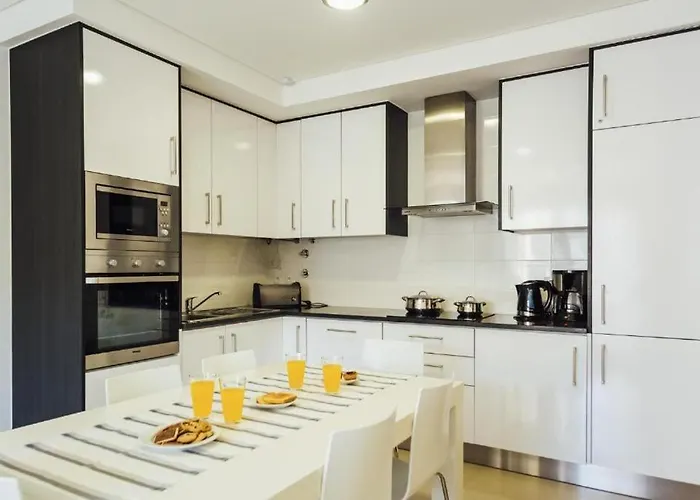 Modern * 2 Bedrooms * Pool Daire *
