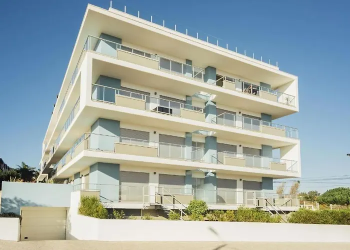 Modern * 2 Bedrooms * Pool Apartment Sao Martinho do Porto